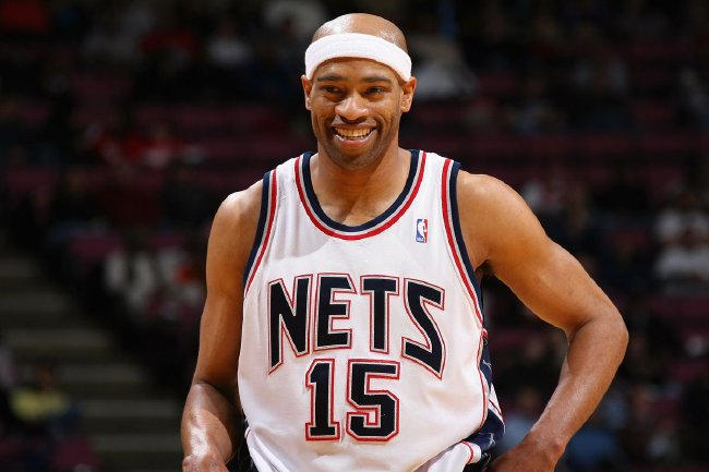 篮网官宣退役卡特15号球衣，队史第七人