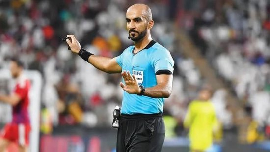 FIFA裁判暗藏玄机：乌兹别克主裁三赴雅加达执法国足生死战