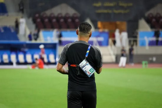 上村健一的三次反转与“示范性”代价：国少出局问责到底错了什么