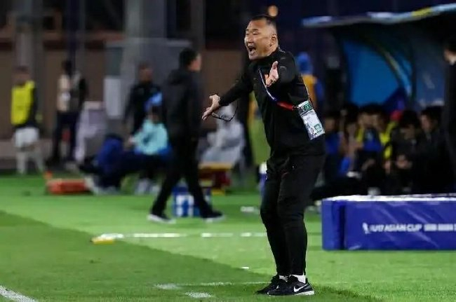 上村健一汇报U17亚洲杯备战 留任几无可能 久尔杰维奇接手国青待官宣