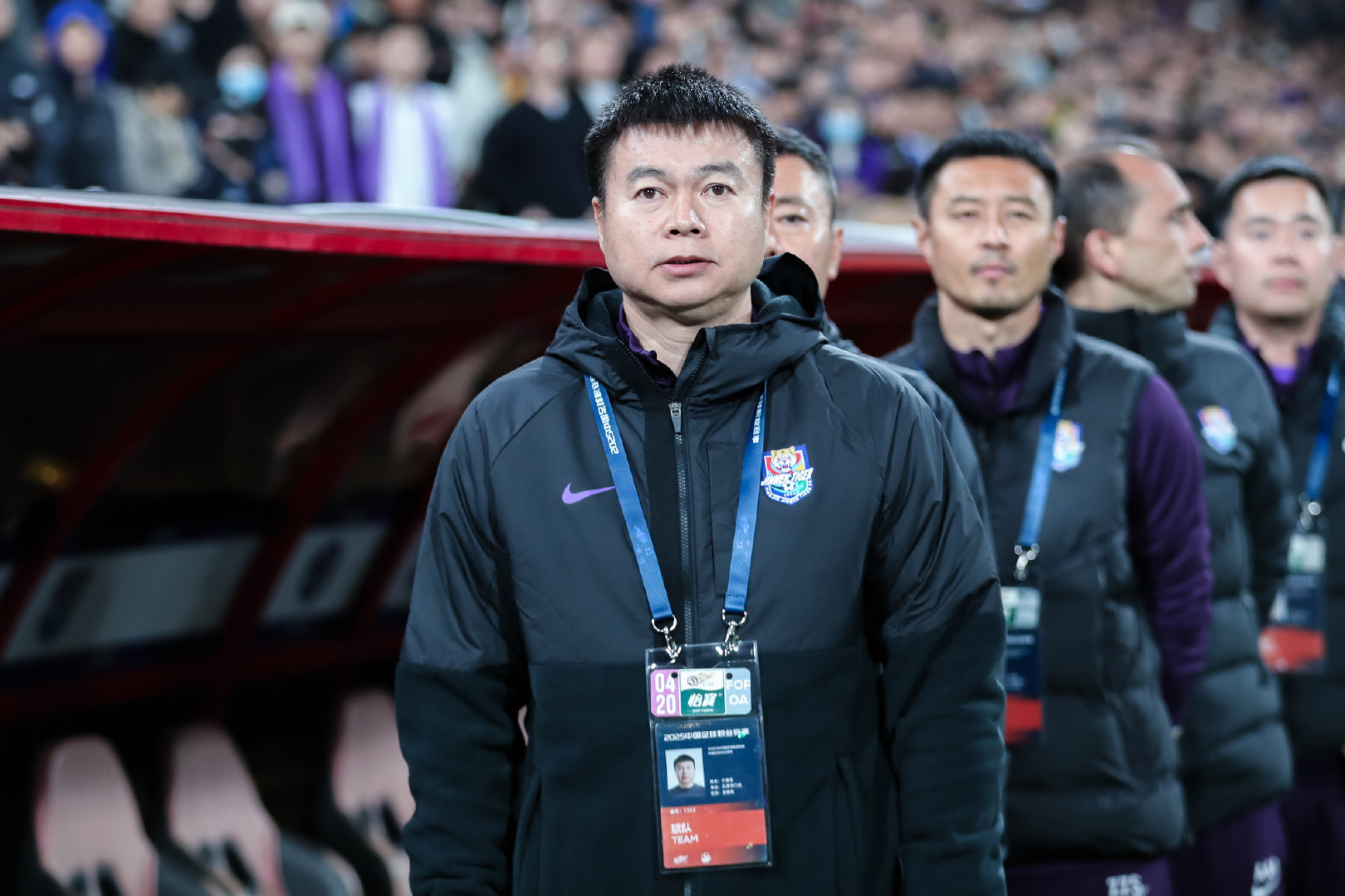 乌龙+点球 津门虎2-0浙江 于根伟被球员抛起