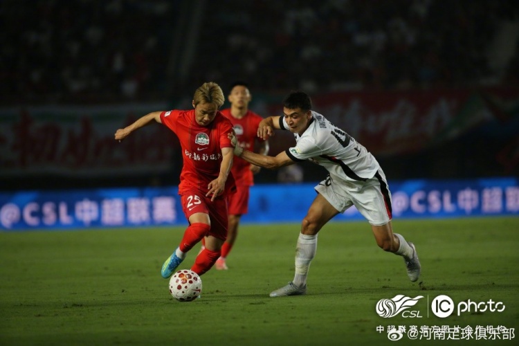 纳萨里奥闪击难救主，海港客场2-1逆转河南