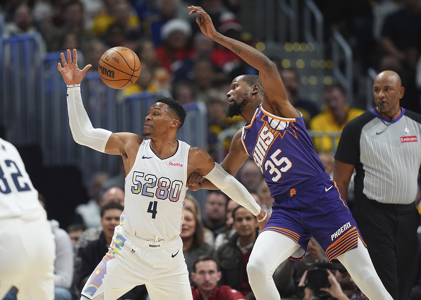 209次三双通杀30队 威少退役留下历史纪录 209次三双通杀30队 威少退役留下历史纪录