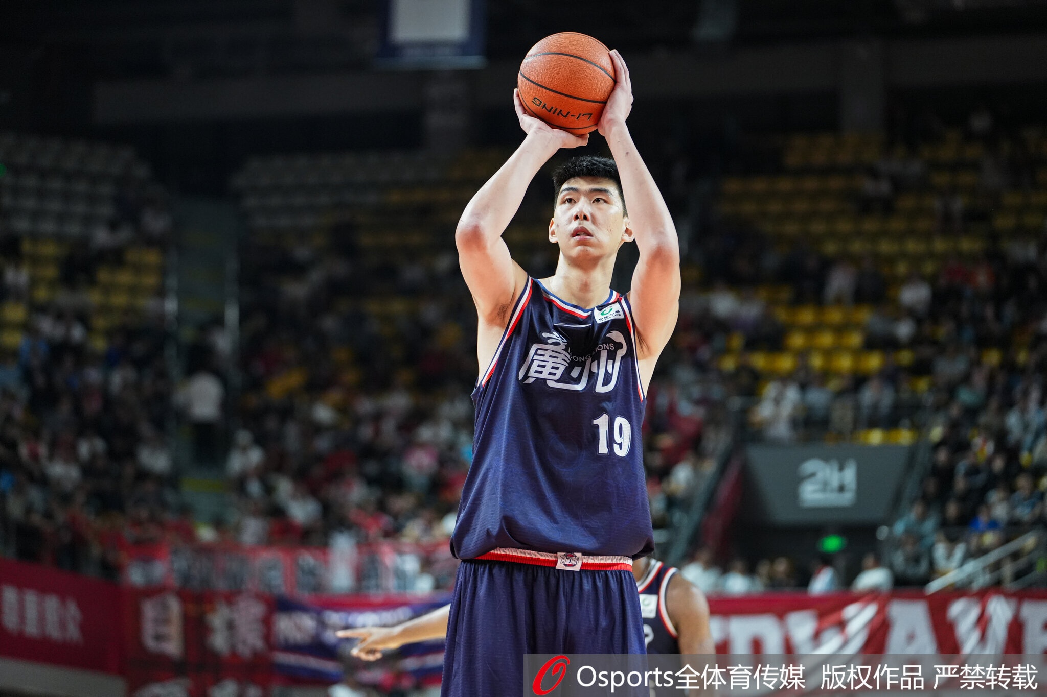 广东广州解除徐昕四年租约 双方支持出国打球