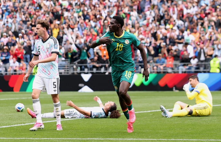 阿贾克斯VSPSV埃因霍温集锦